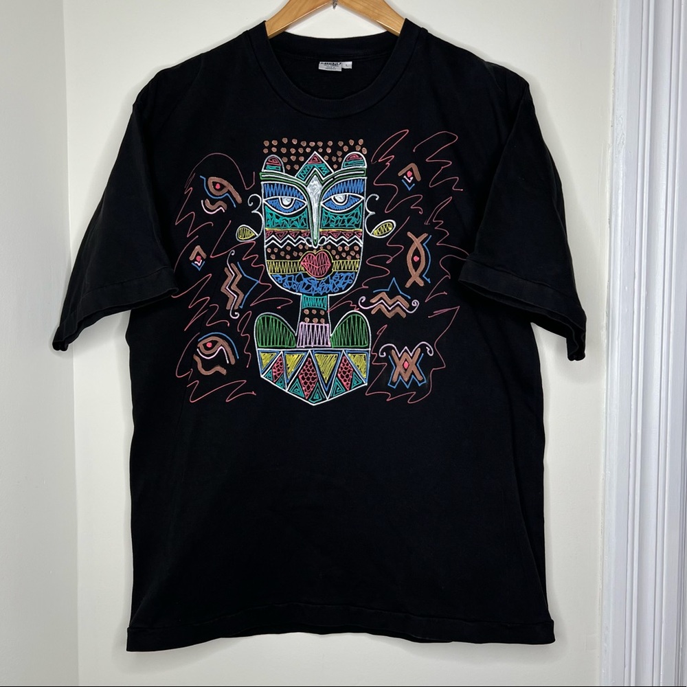 Wisnu Colorful Tribal Ethnic Design Short Sleeve Black T Shirt Men’s Size Large